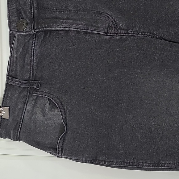 Maurices SZ Large Short Jeans Jeggings Black Distressed Denim High Rise Goth - Picture 4 of 13